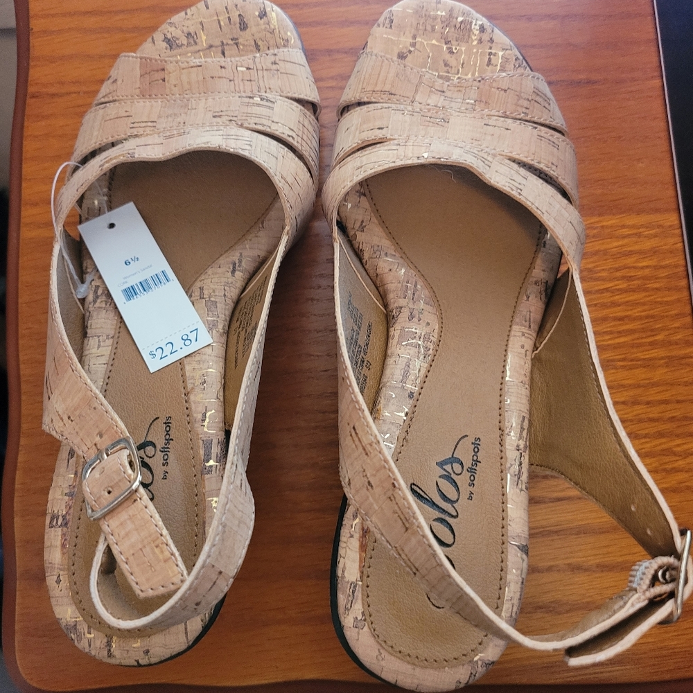 Solas  Size 6 1/2
